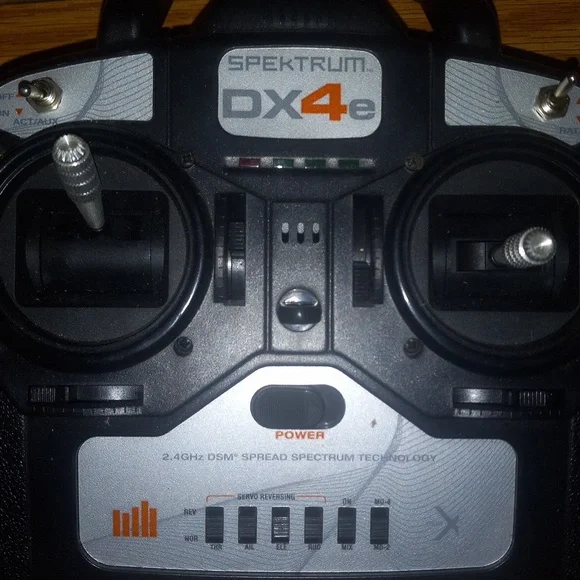 AIRPLANE REMOTE CONTROL LONG RANGE FREQUENCY MATCHES - Picture 2 of 11